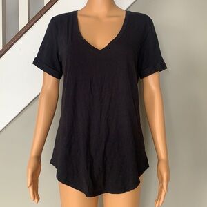 Lululemon v neck t shirt